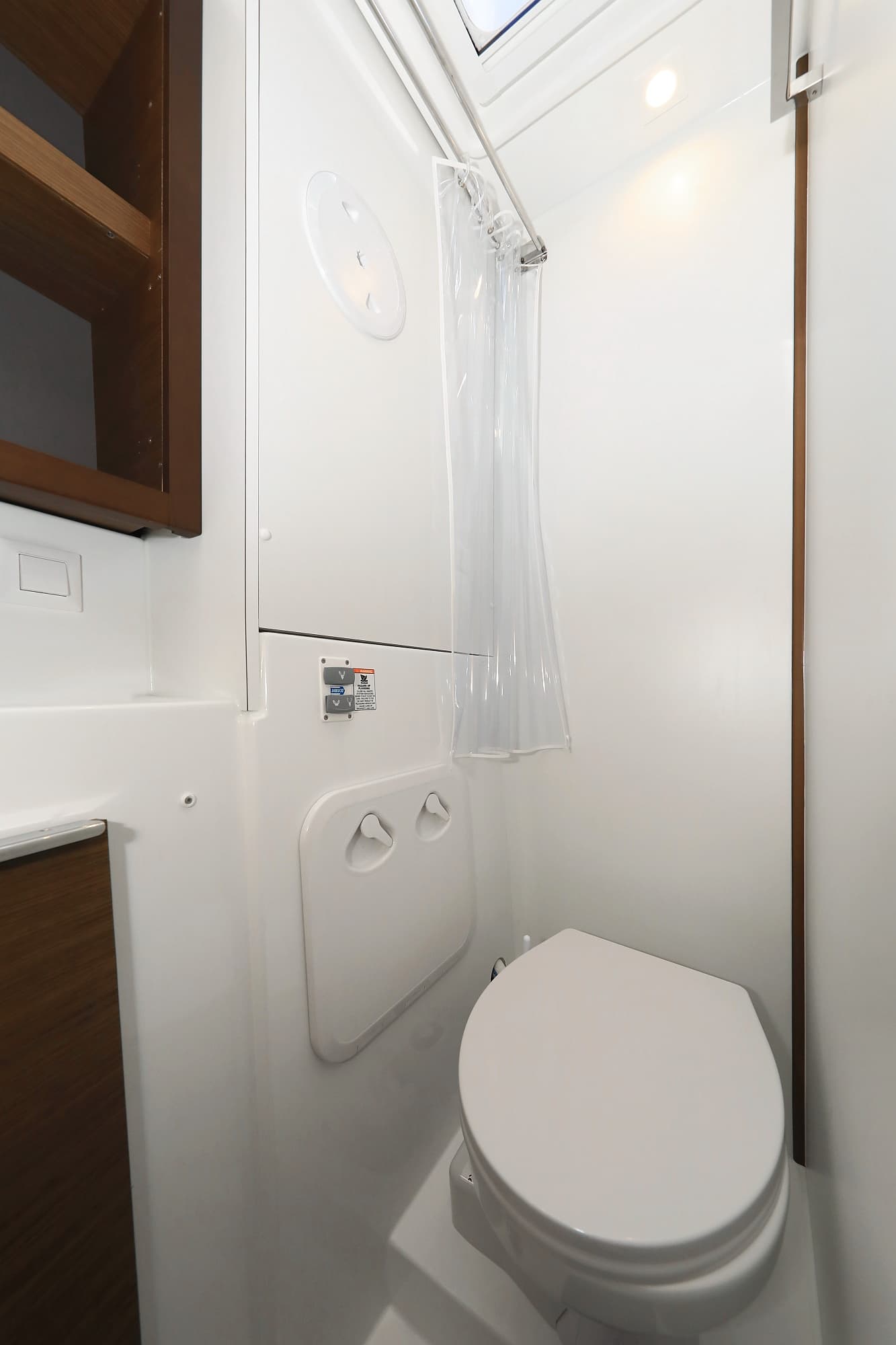 Lagoon 40 - photo 36