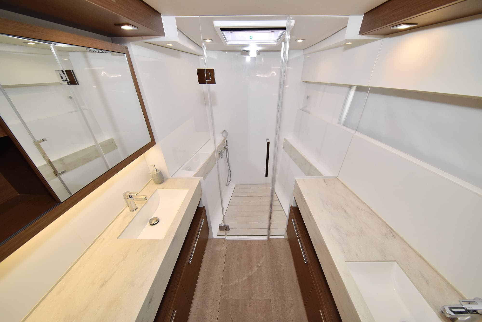 Lagoon 50 - photo 13