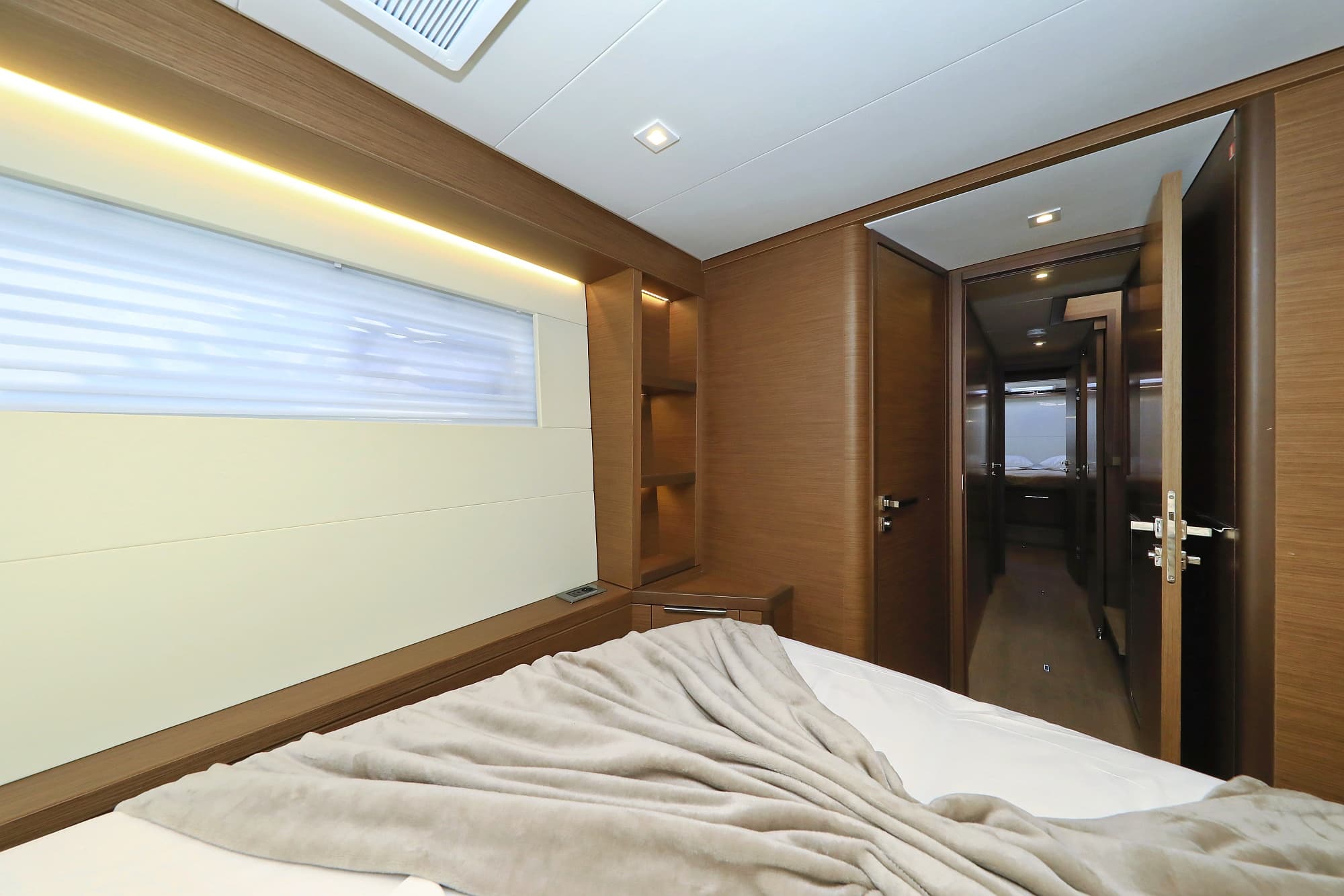 Lagoon 50 - photo 17