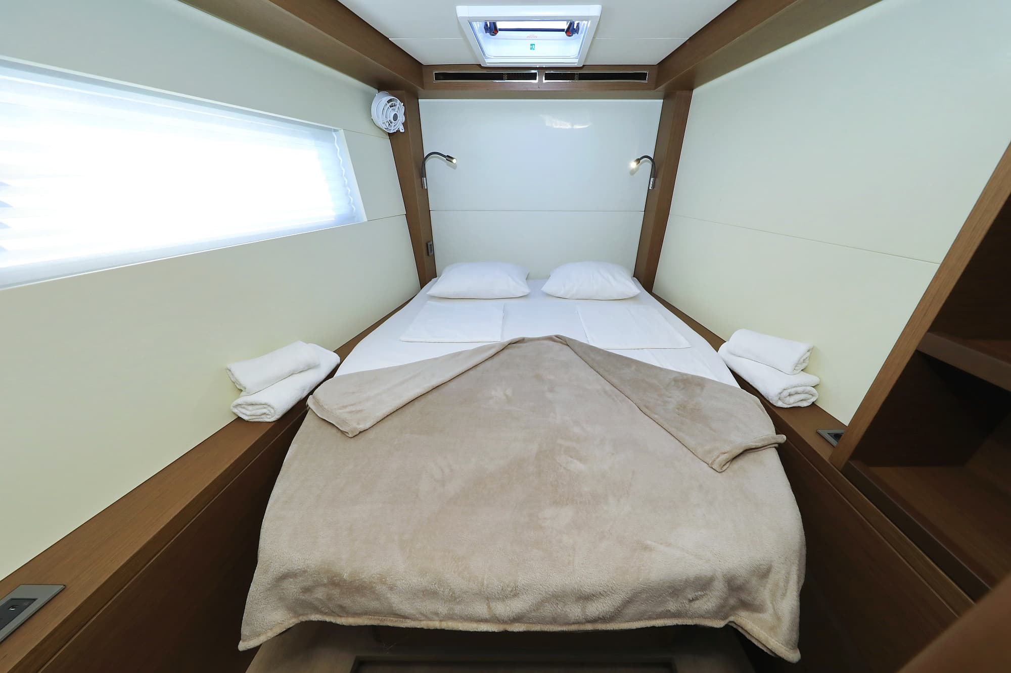 Lagoon 50 - photo 86