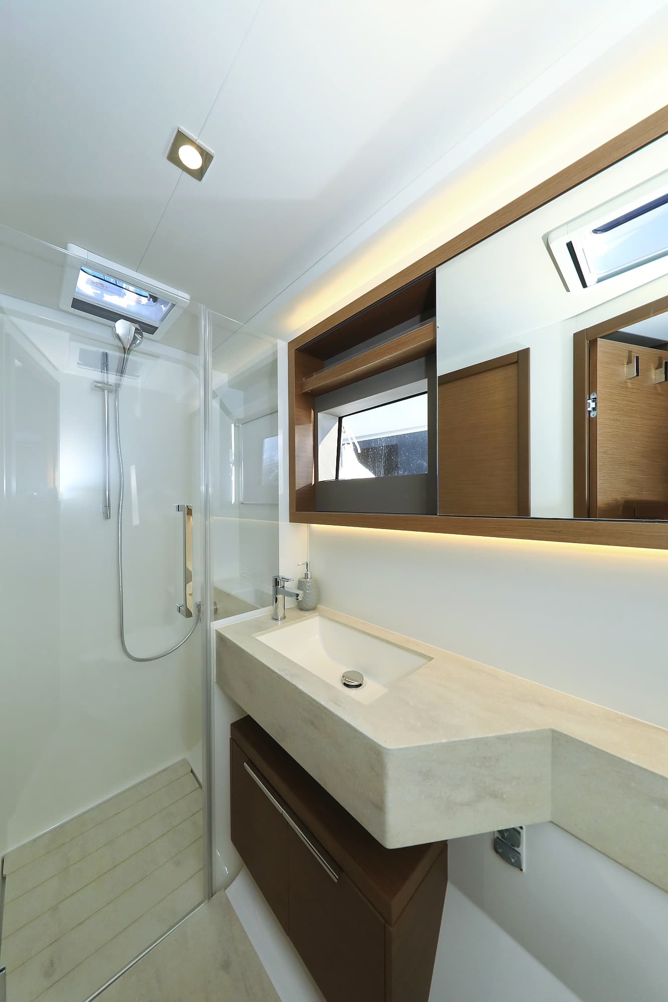 Lagoon 50 - photo 63