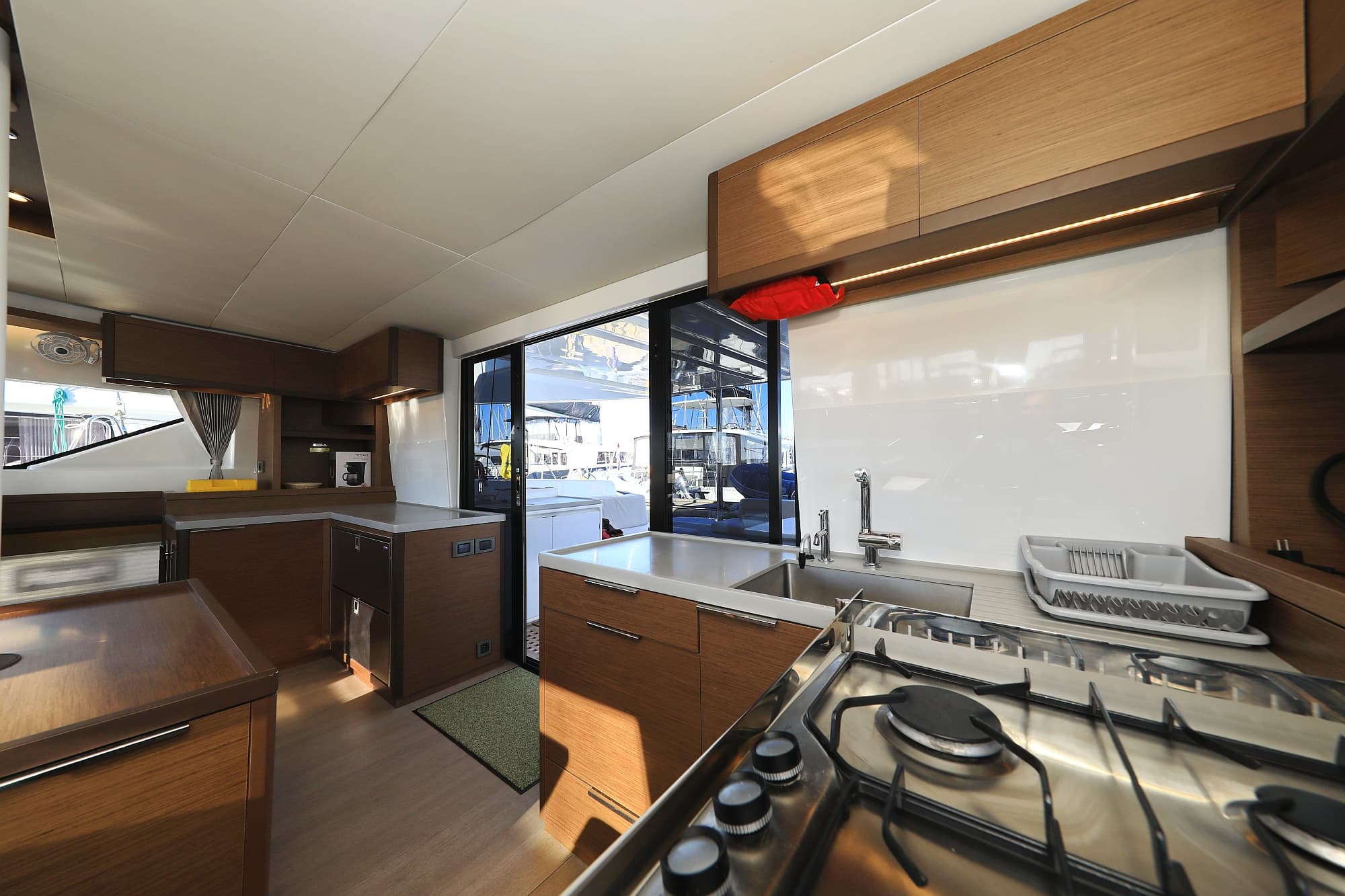 Lagoon 50 - photo 22