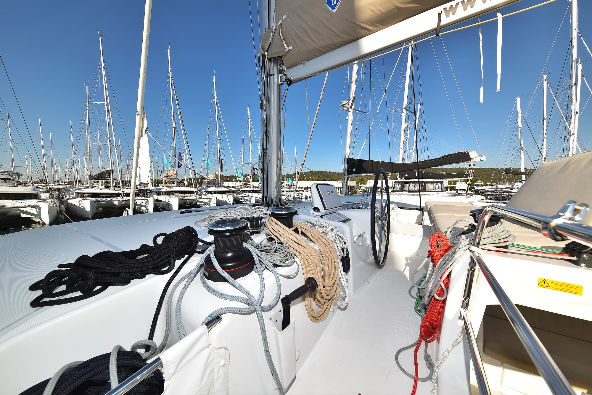 Lagoon 46  - photo 21