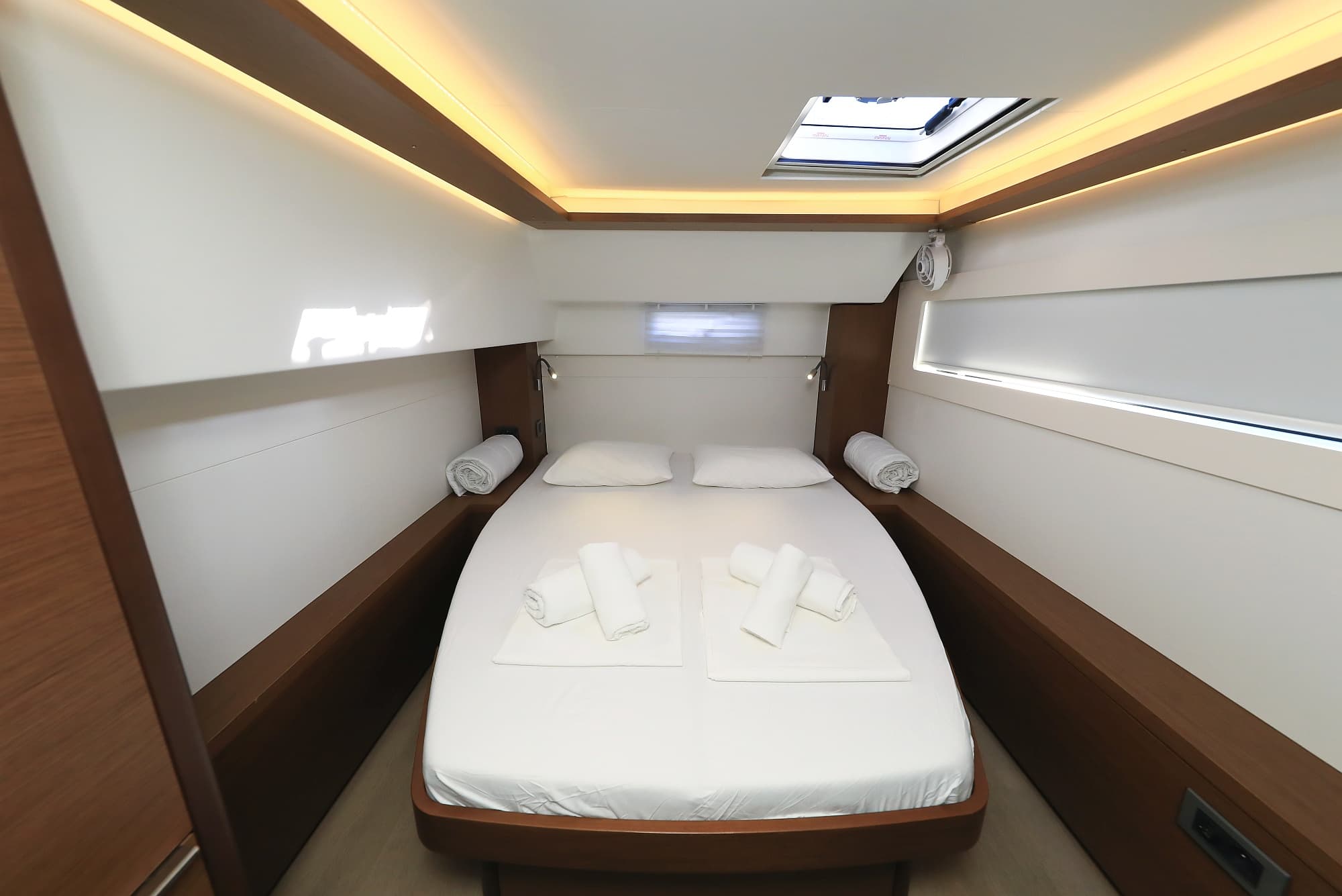 Lagoon 46  - photo 37