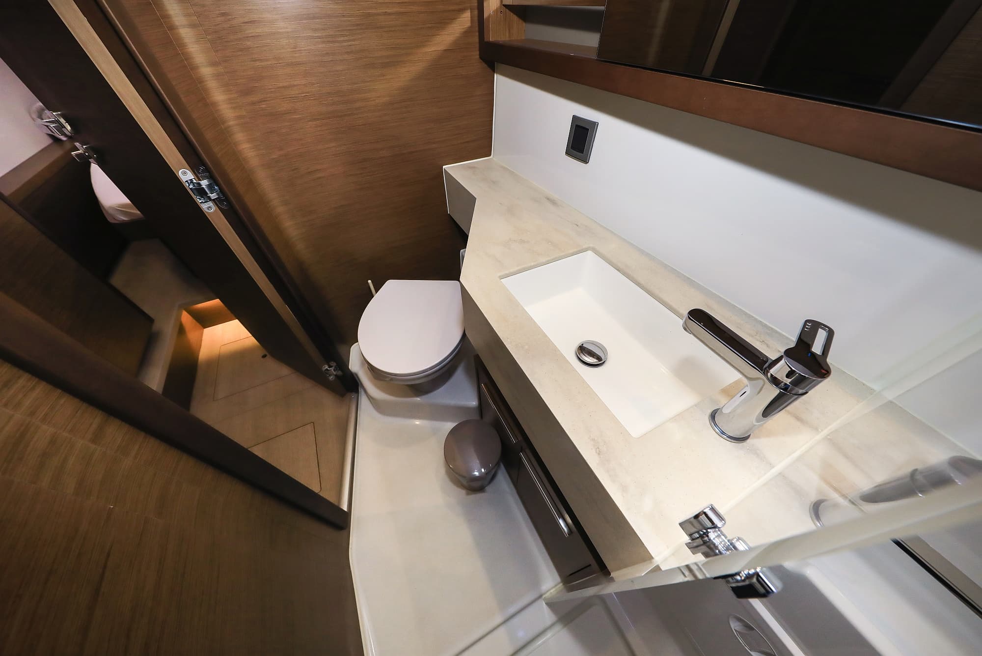 Lagoon 46  - photo 75