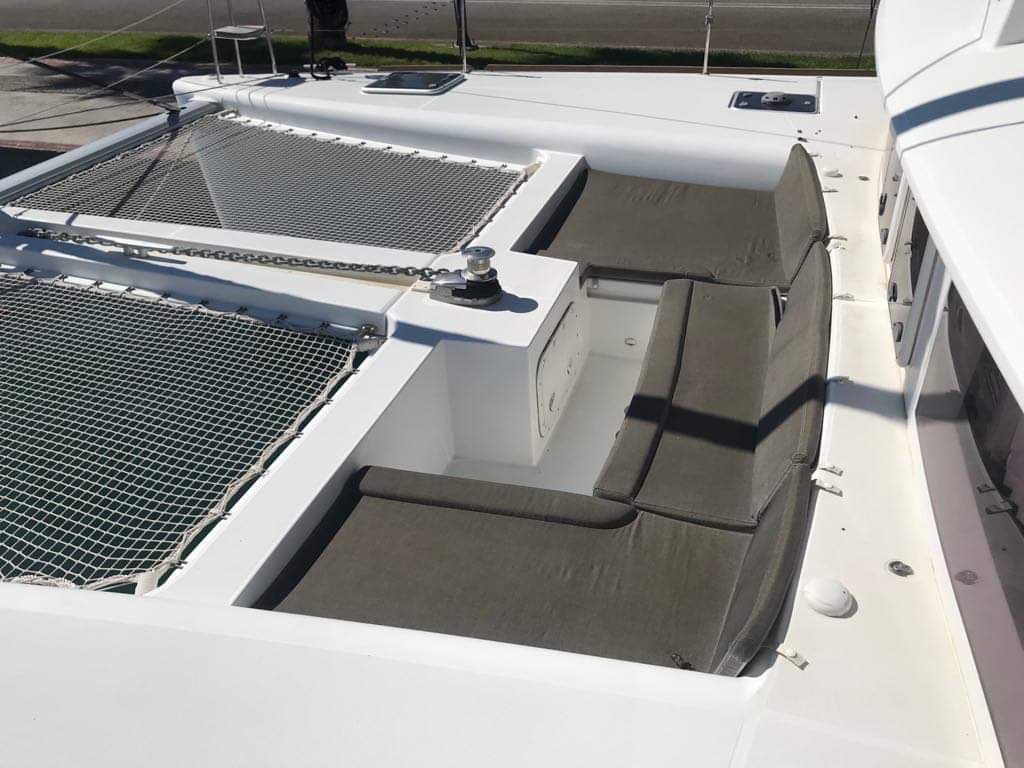 Lagoon 450 Fly - photo 9