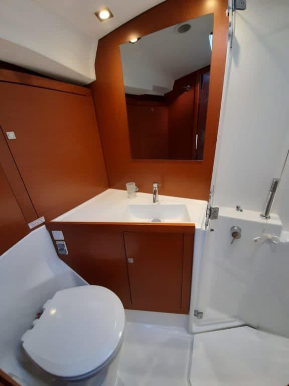 Oceanis 45 - photo 4