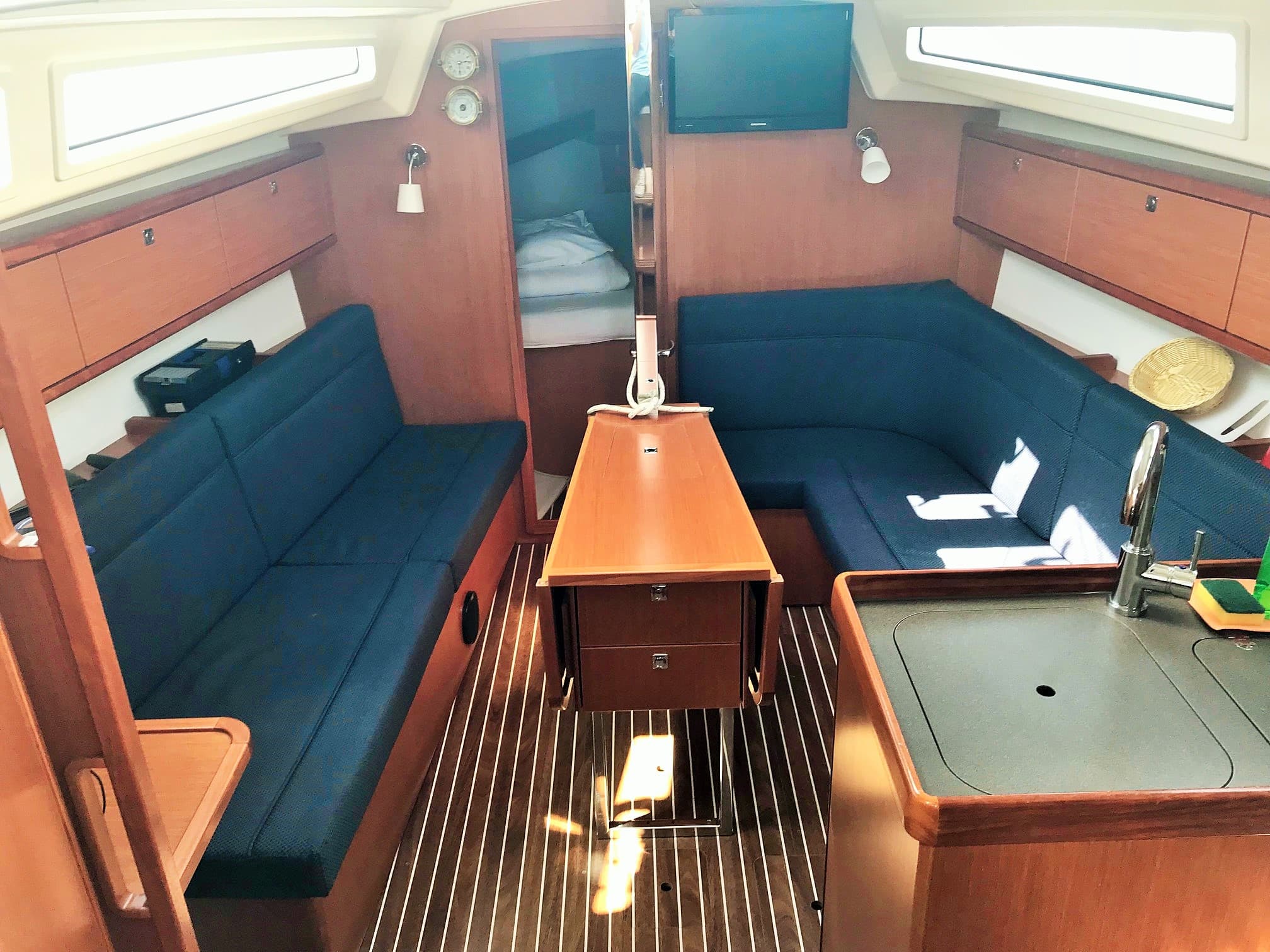 Bavaria Cruiser 34 - photo 6