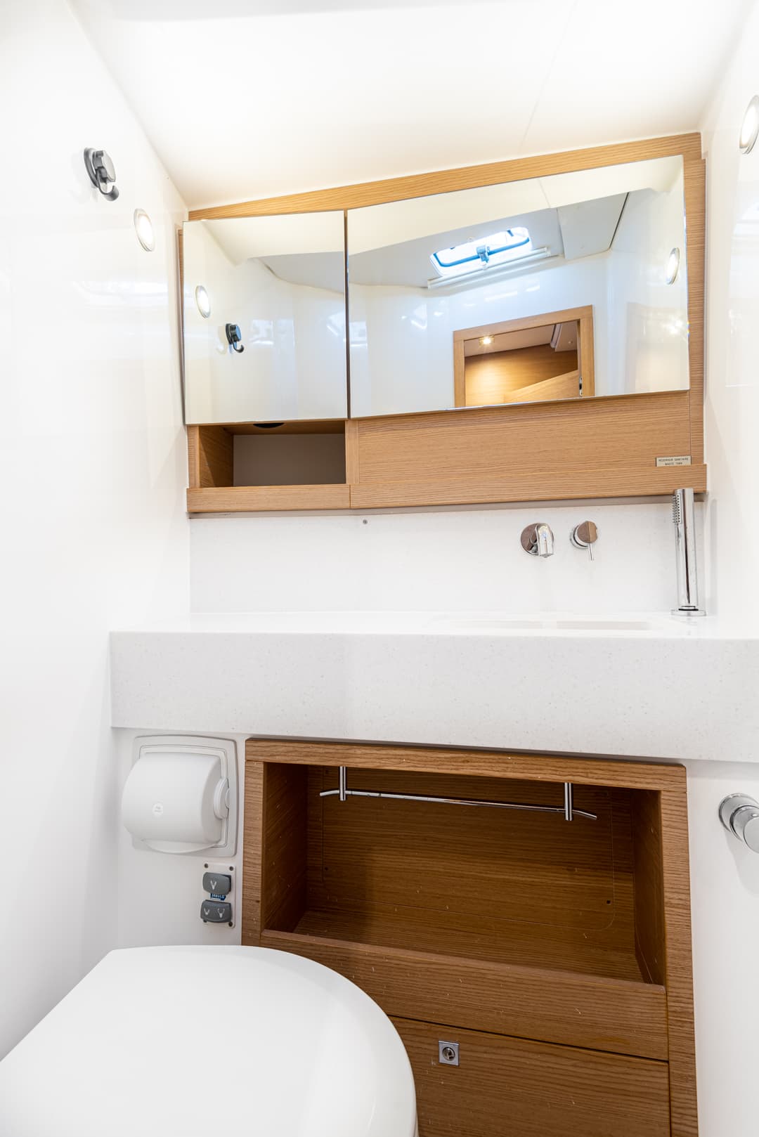 Dufour 530 - photo 12