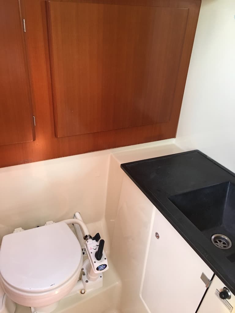 Dufour 425 - photo 13