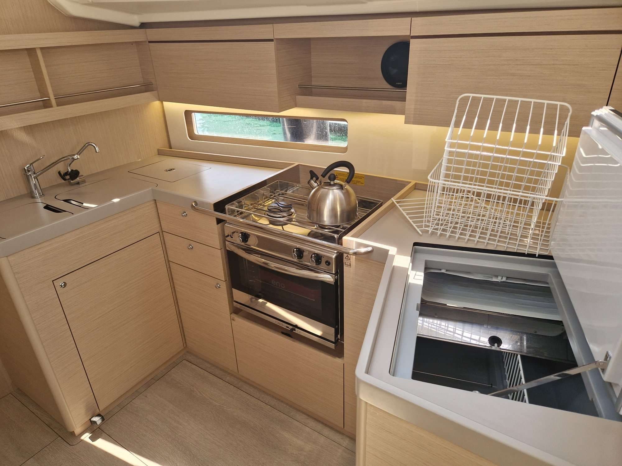 Oceanis 40.1 - photo 7