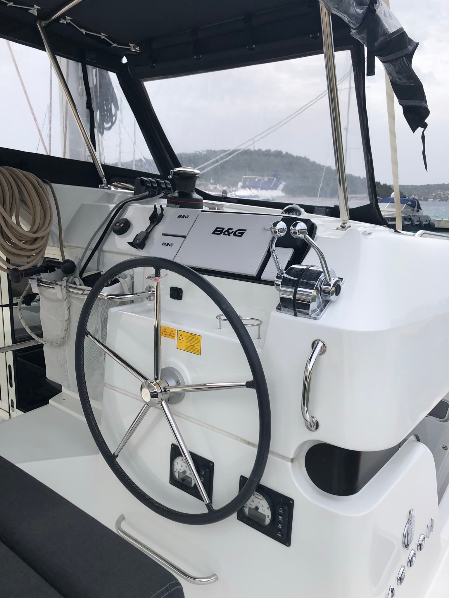 Lagoon 40 - photo 27