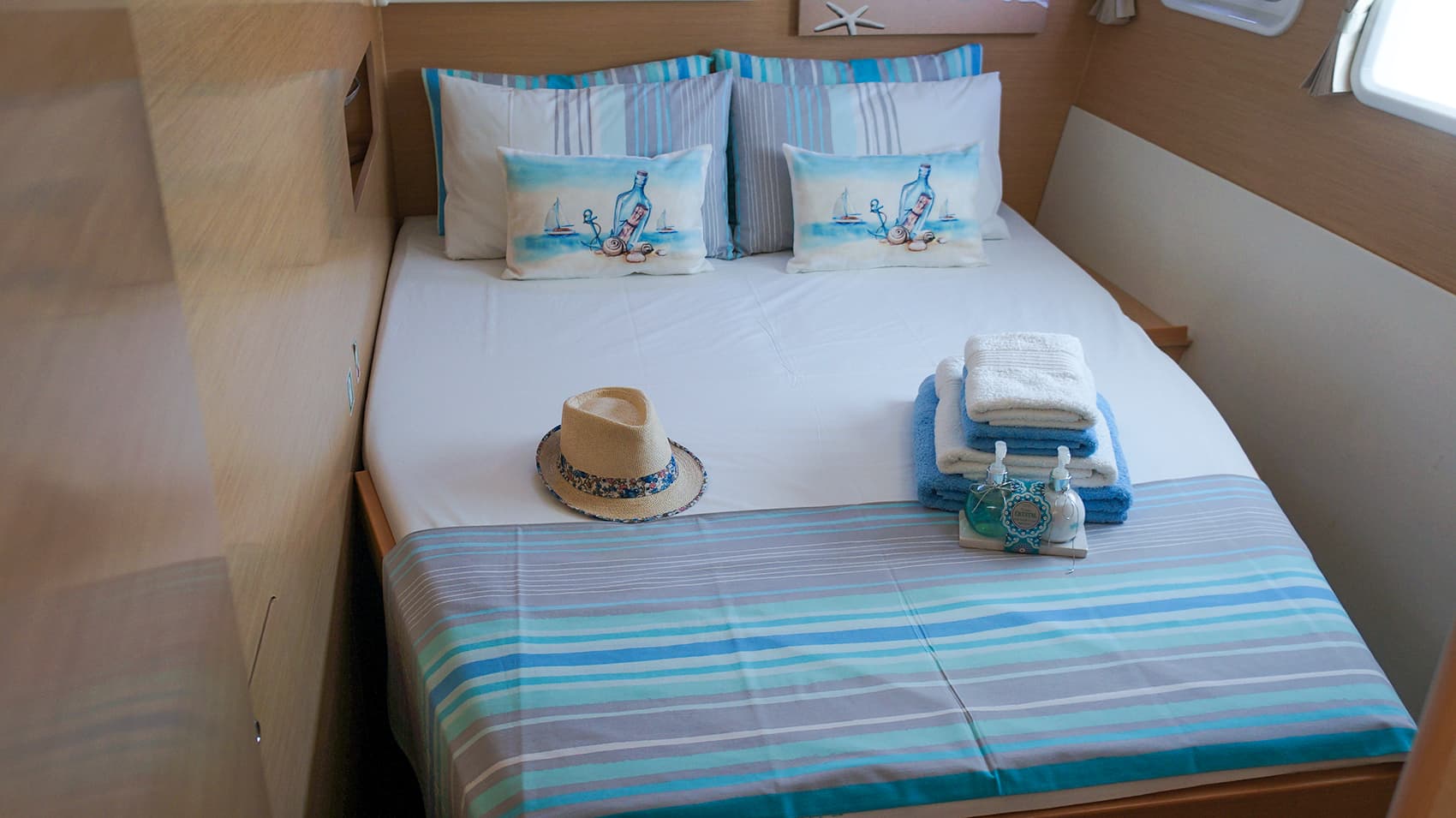 Lagoon 400 - photo 7