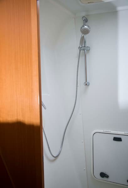 Lagoon 420 - photo 13