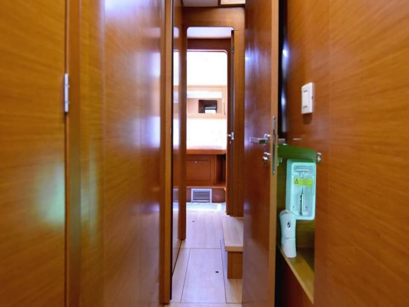 Lagoon 450 Fly - photo 36