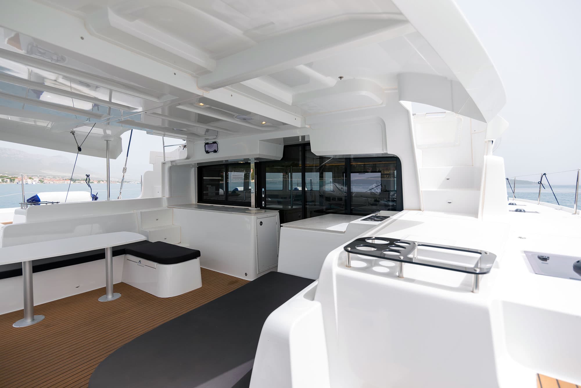 Lagoon 46  - photo 28