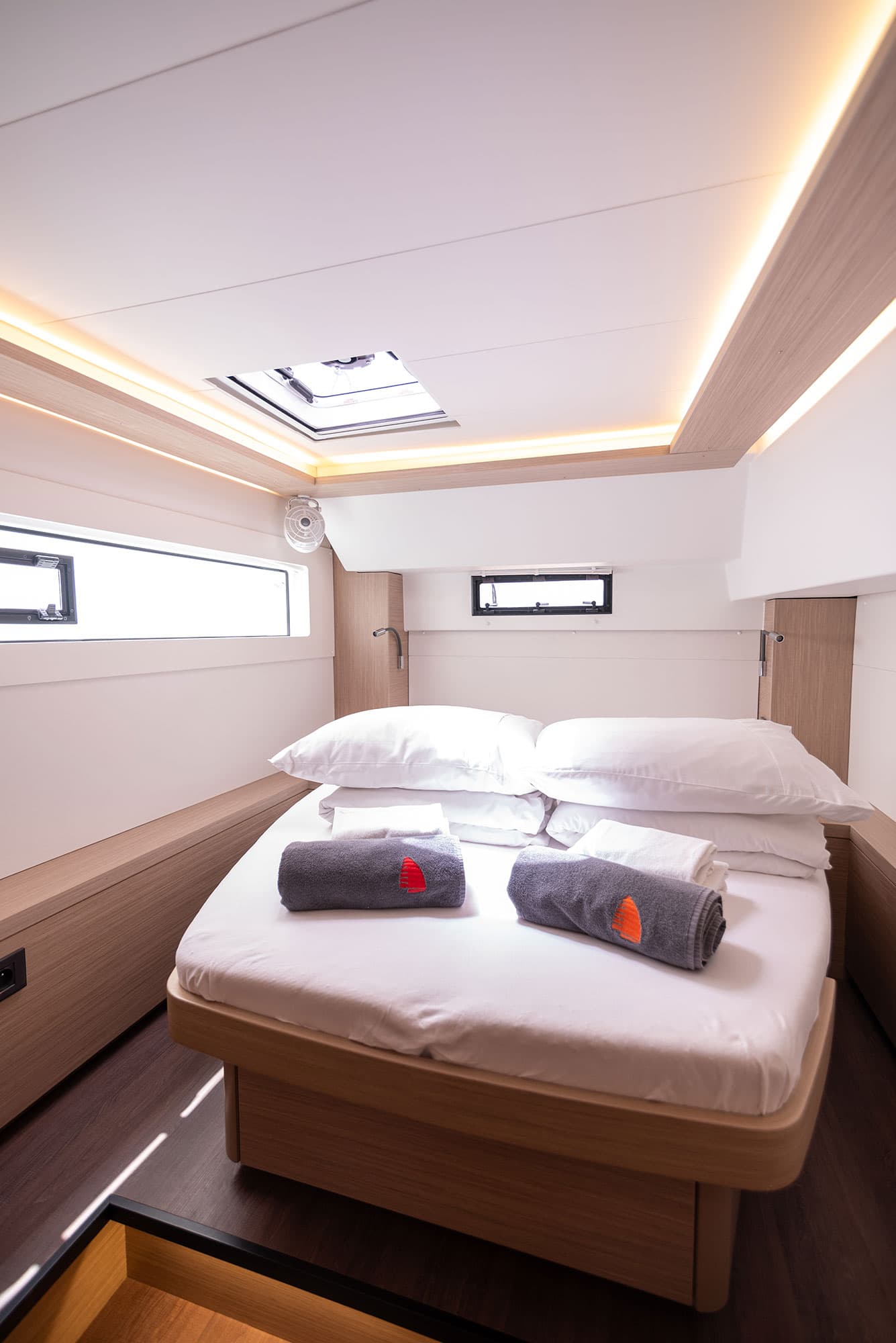 Lagoon 46  - photo 18