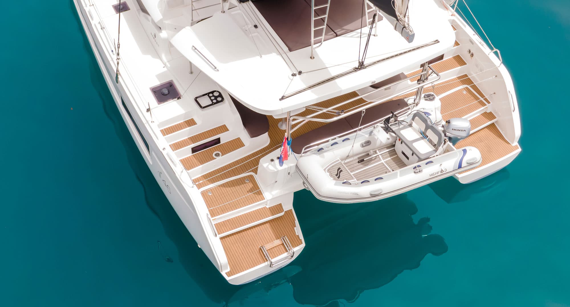 Lagoon 46  - photo 25