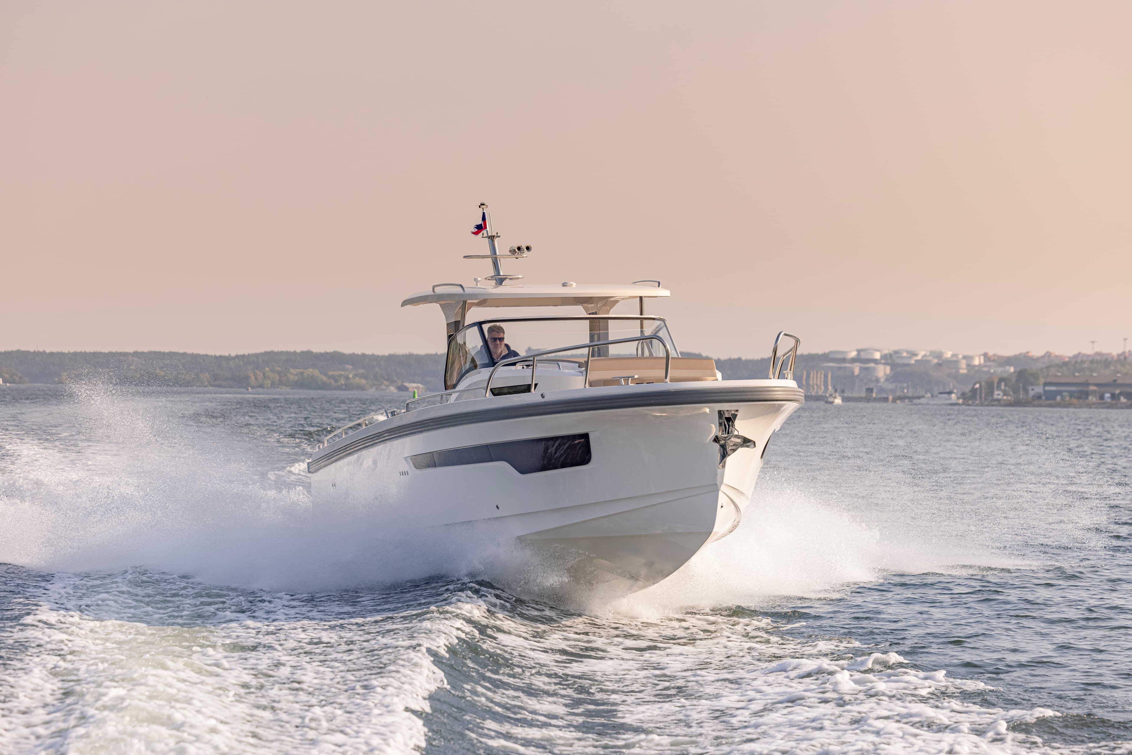 Nimbus Tender T11 - photo 49