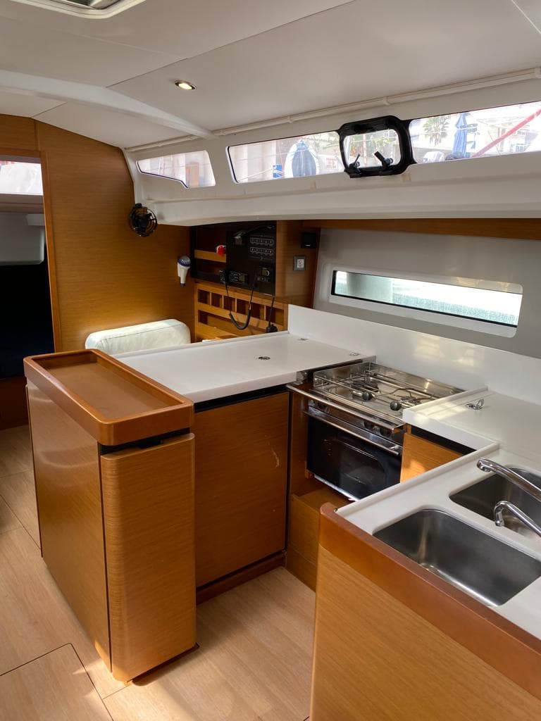 Sun Odyssey 440 - photo 17