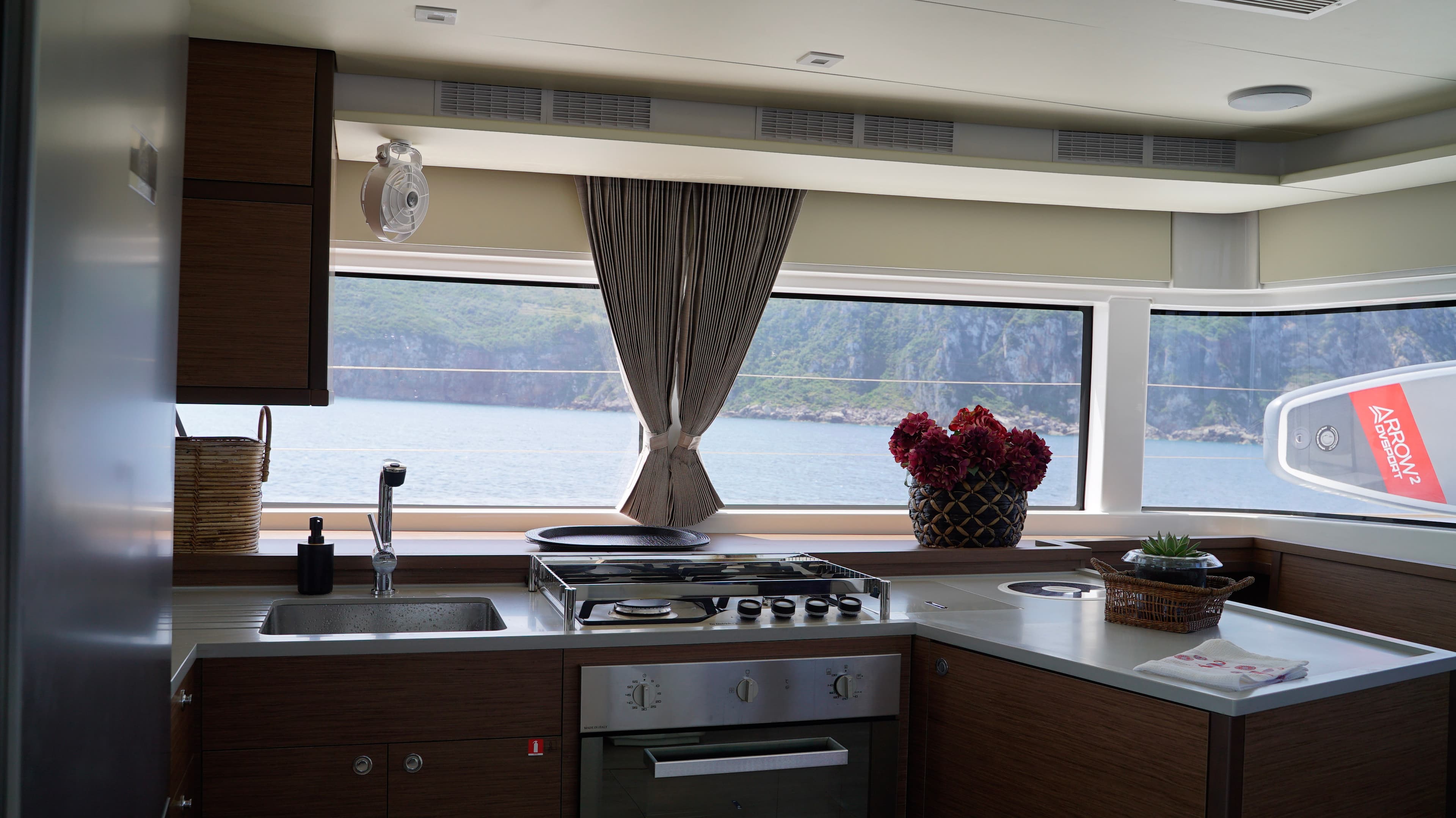 Lagoon 52 - photo 19