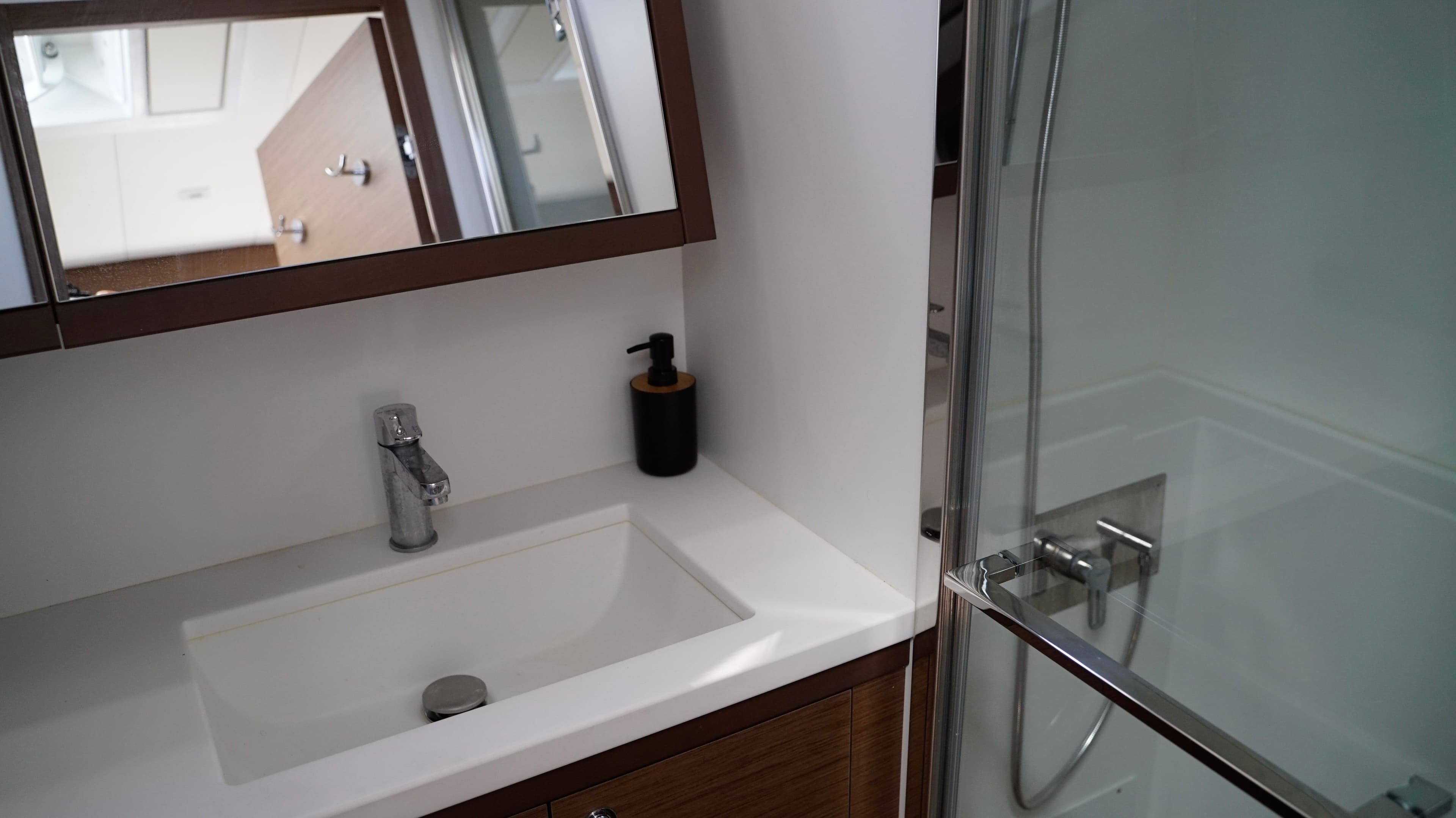 Lagoon 52 - photo 18