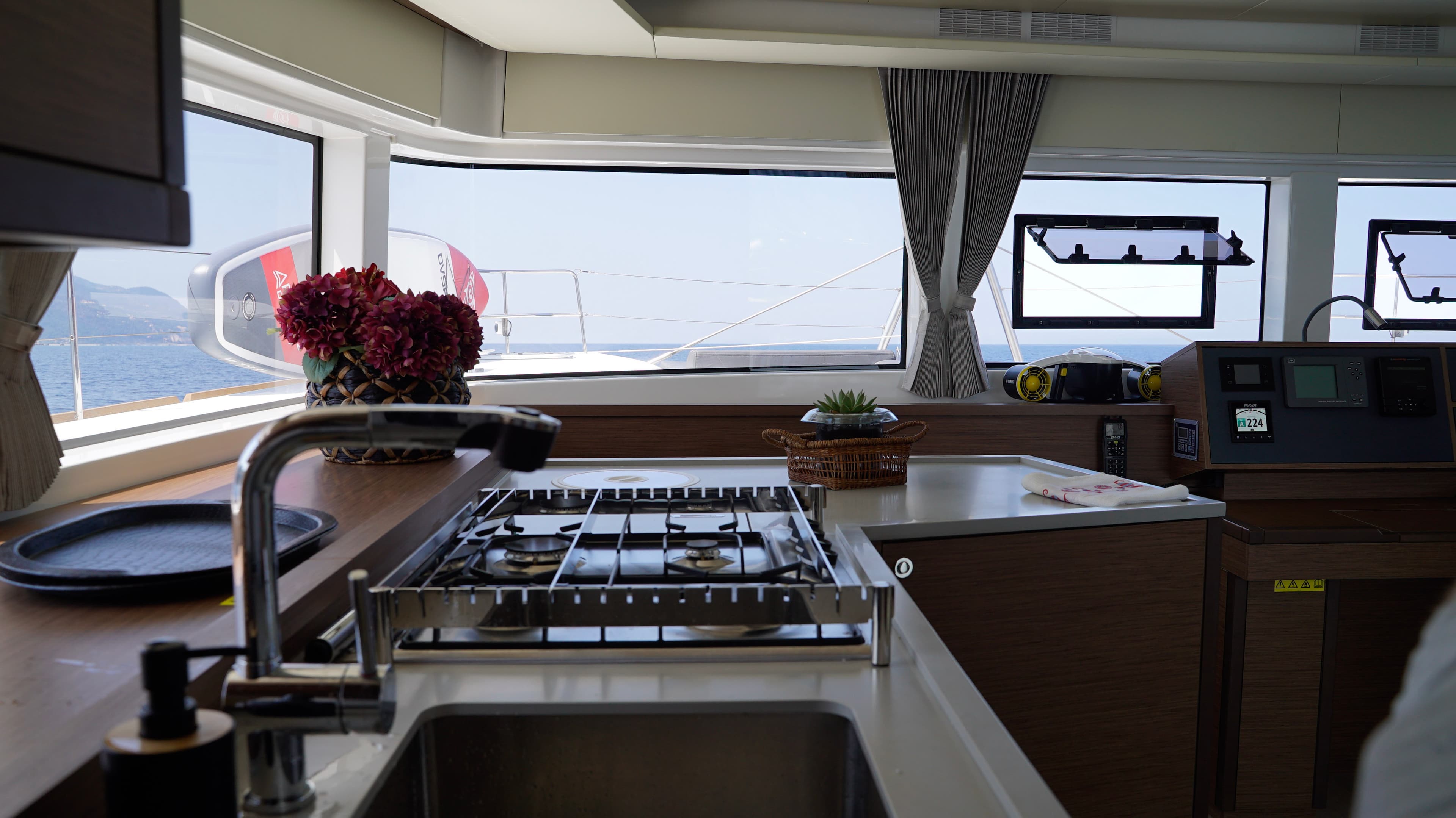 Lagoon 52 - photo 23