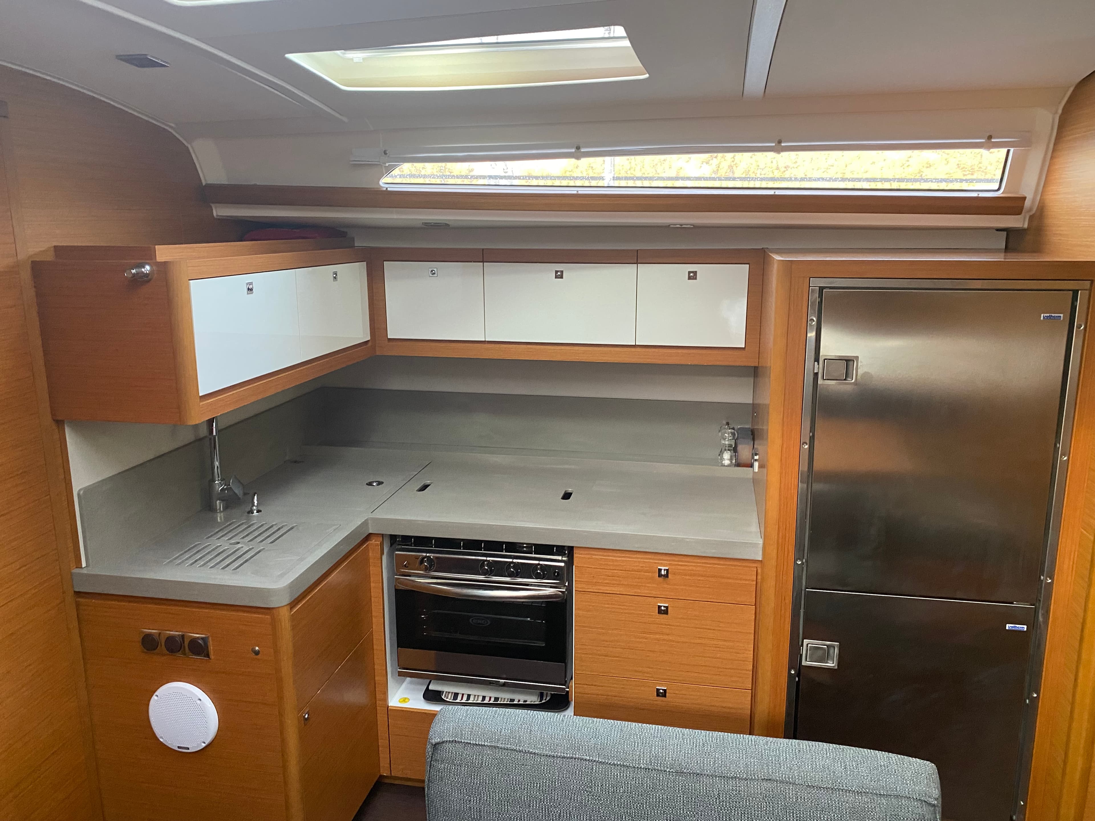 Dufour 470 - photo 4