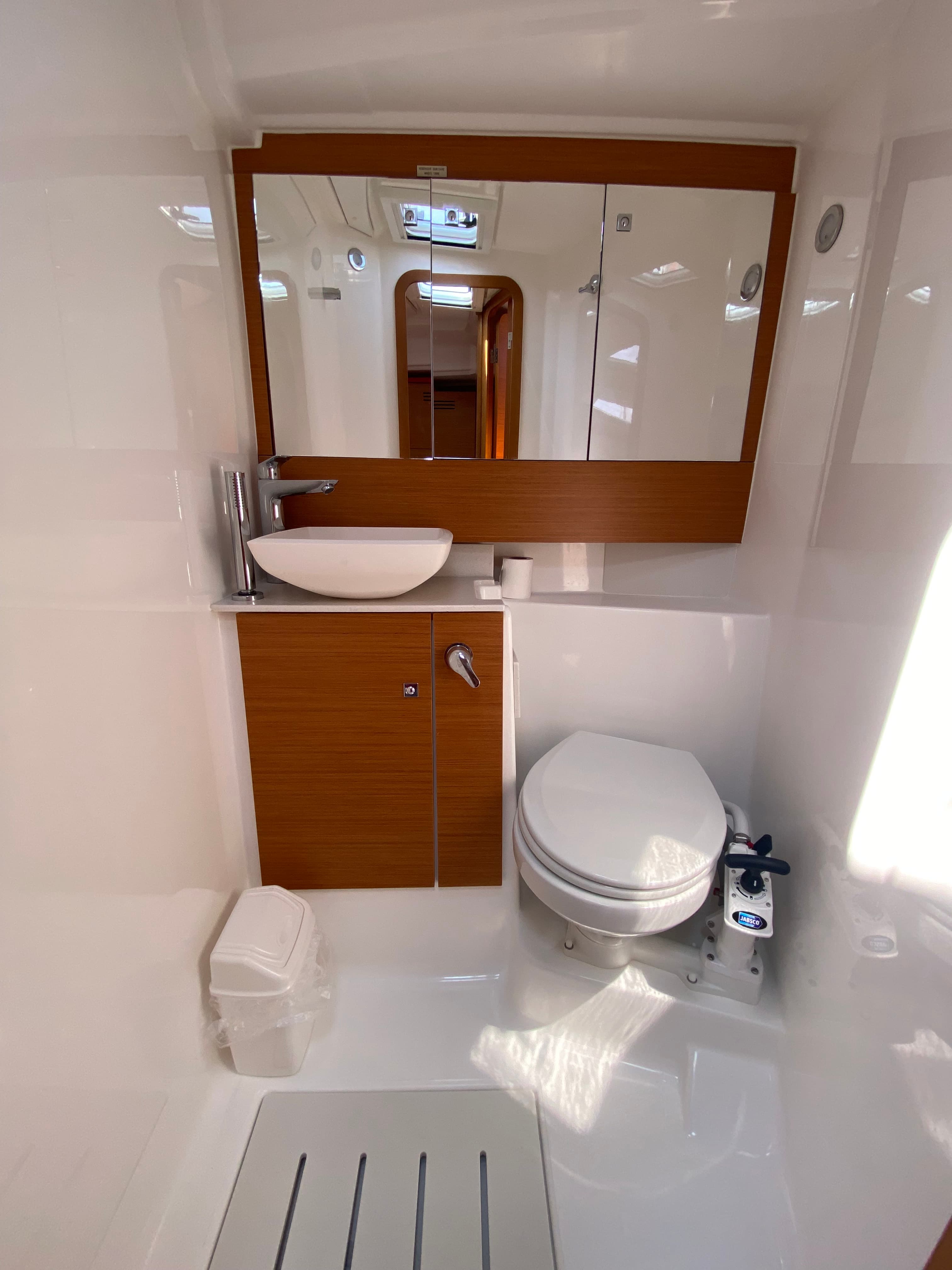 Dufour 470 - photo 6