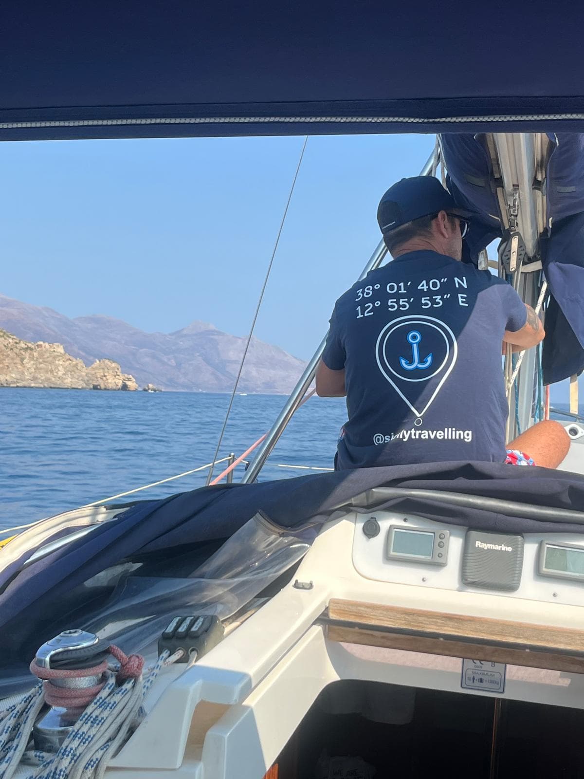 Hunter 320 - photo 6