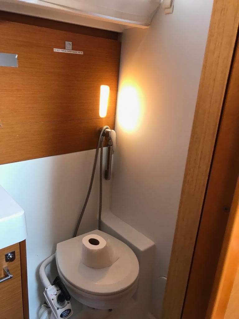 Sun Odyssey 519 - photo 9