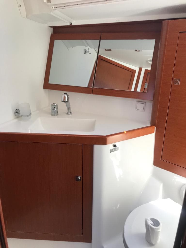 Oceanis 45 - photo 5