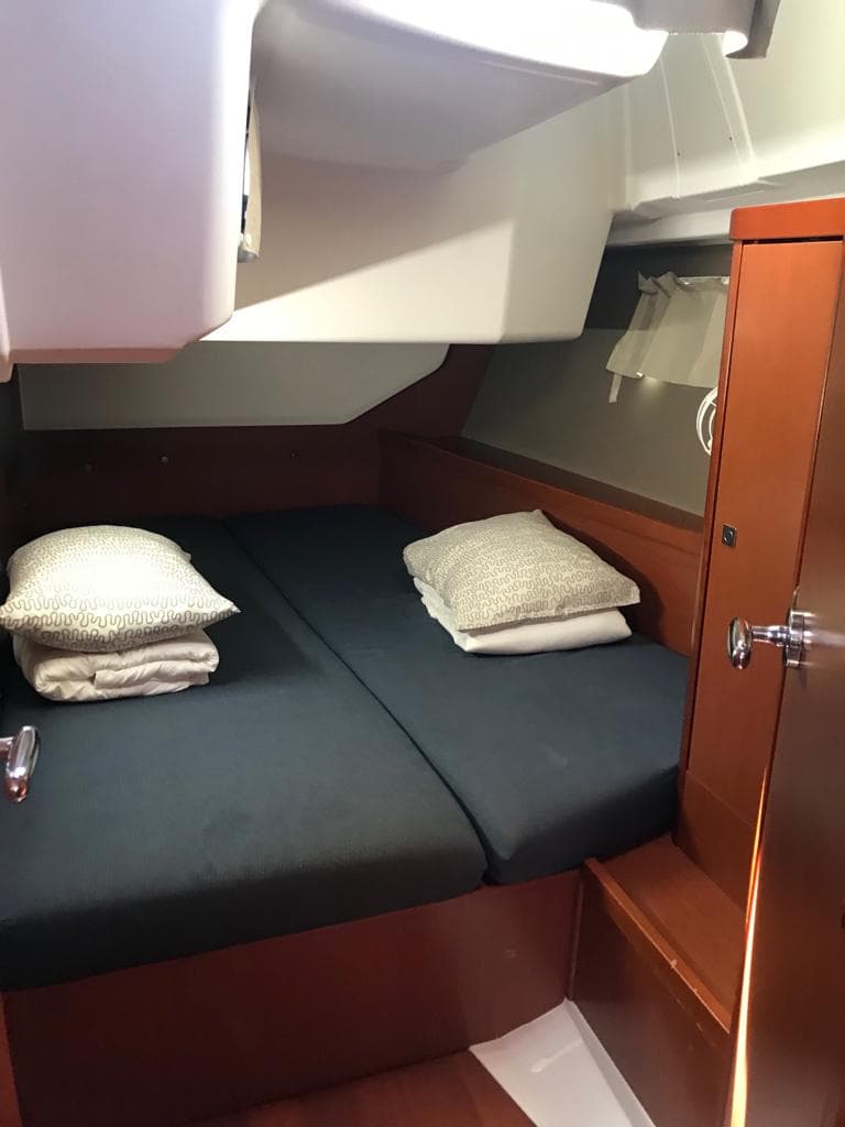 Oceanis 45 - photo 9