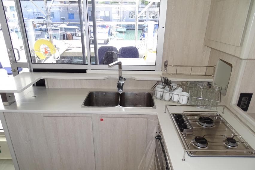 Leopard 44 - photo 10