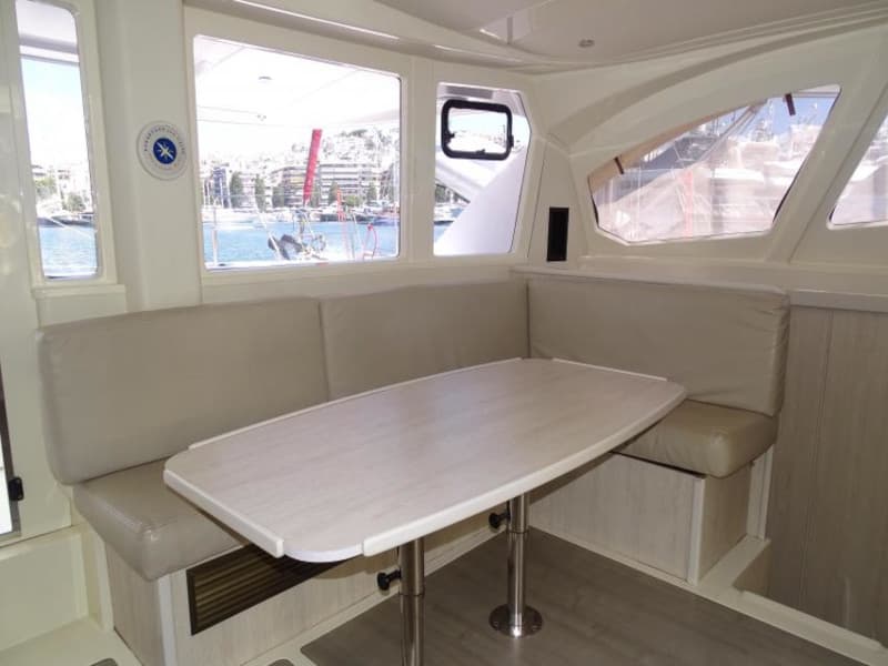 Leopard 44 - photo 11