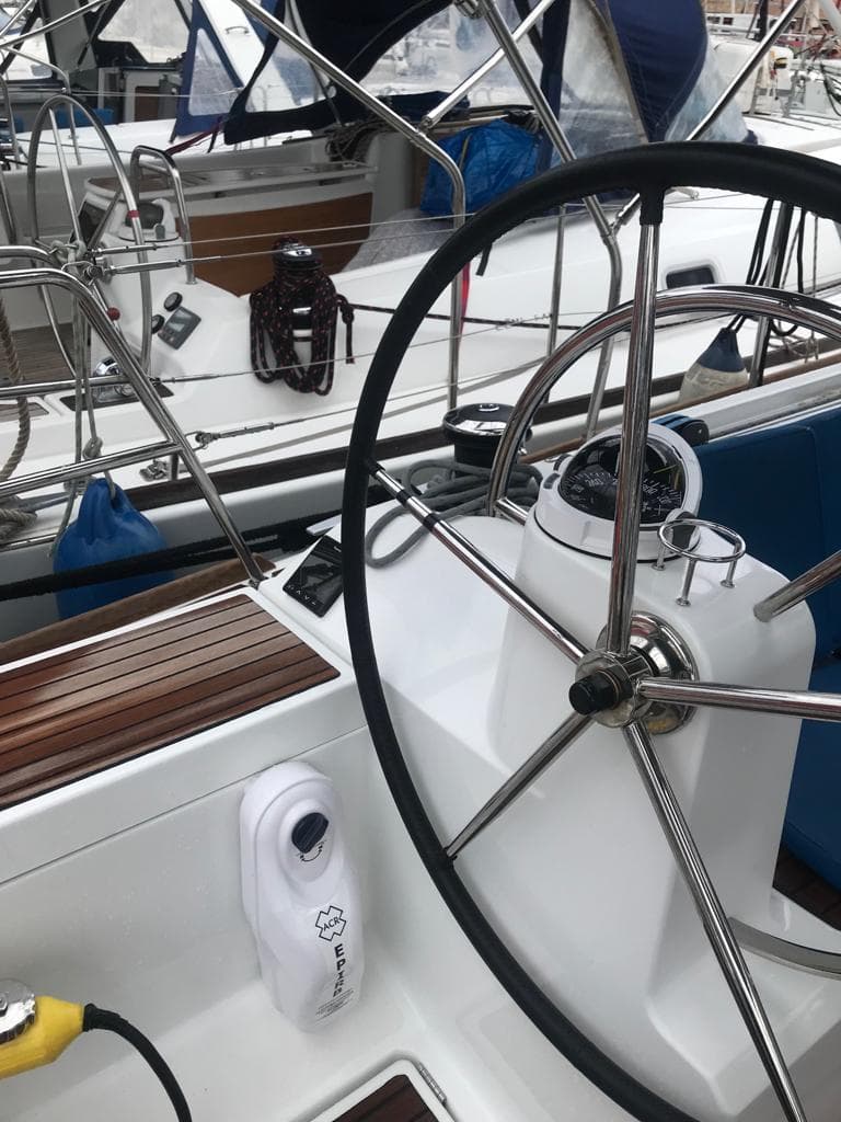 Sun Odyssey 519 - photo 11