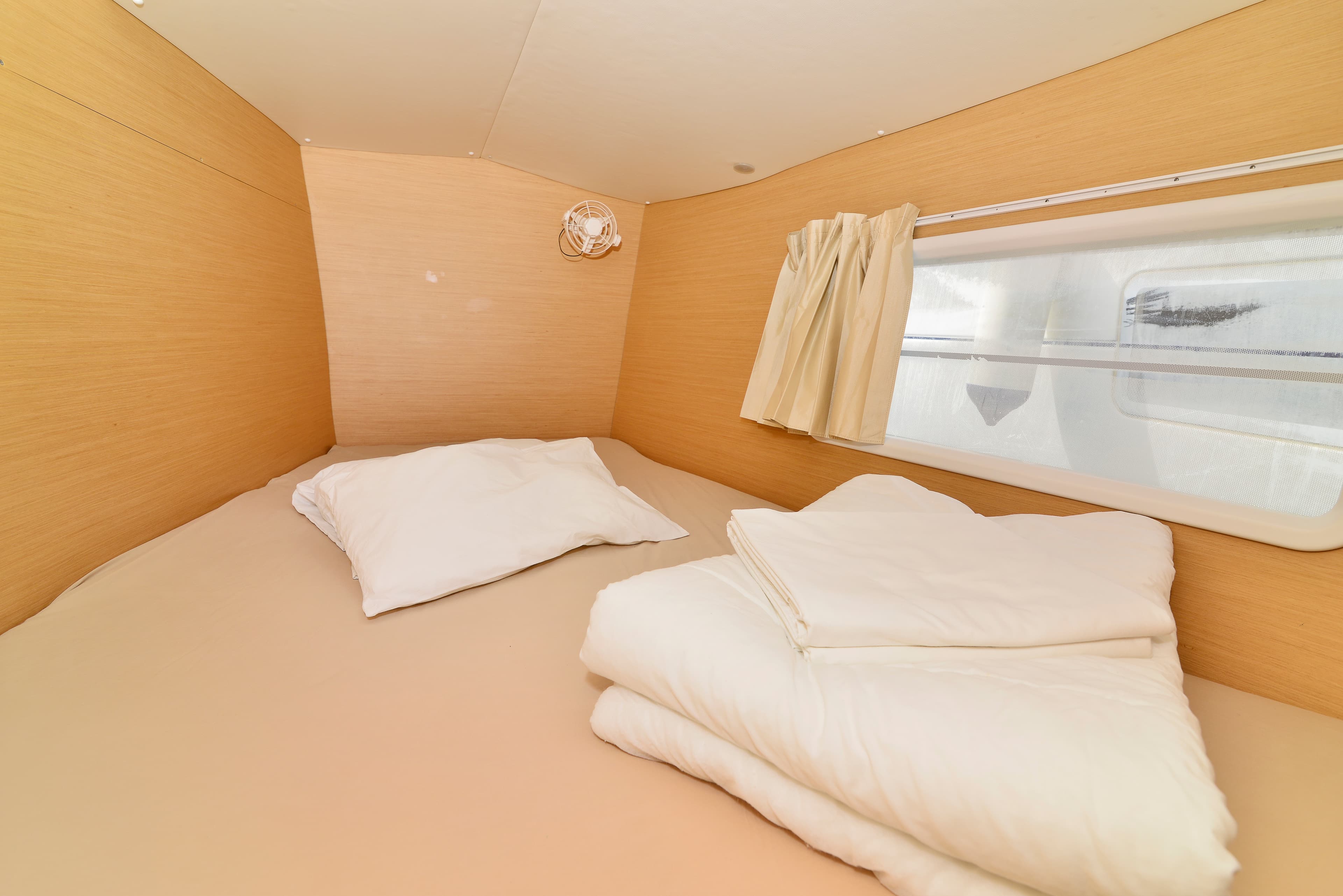 Lagoon 380 - photo 4