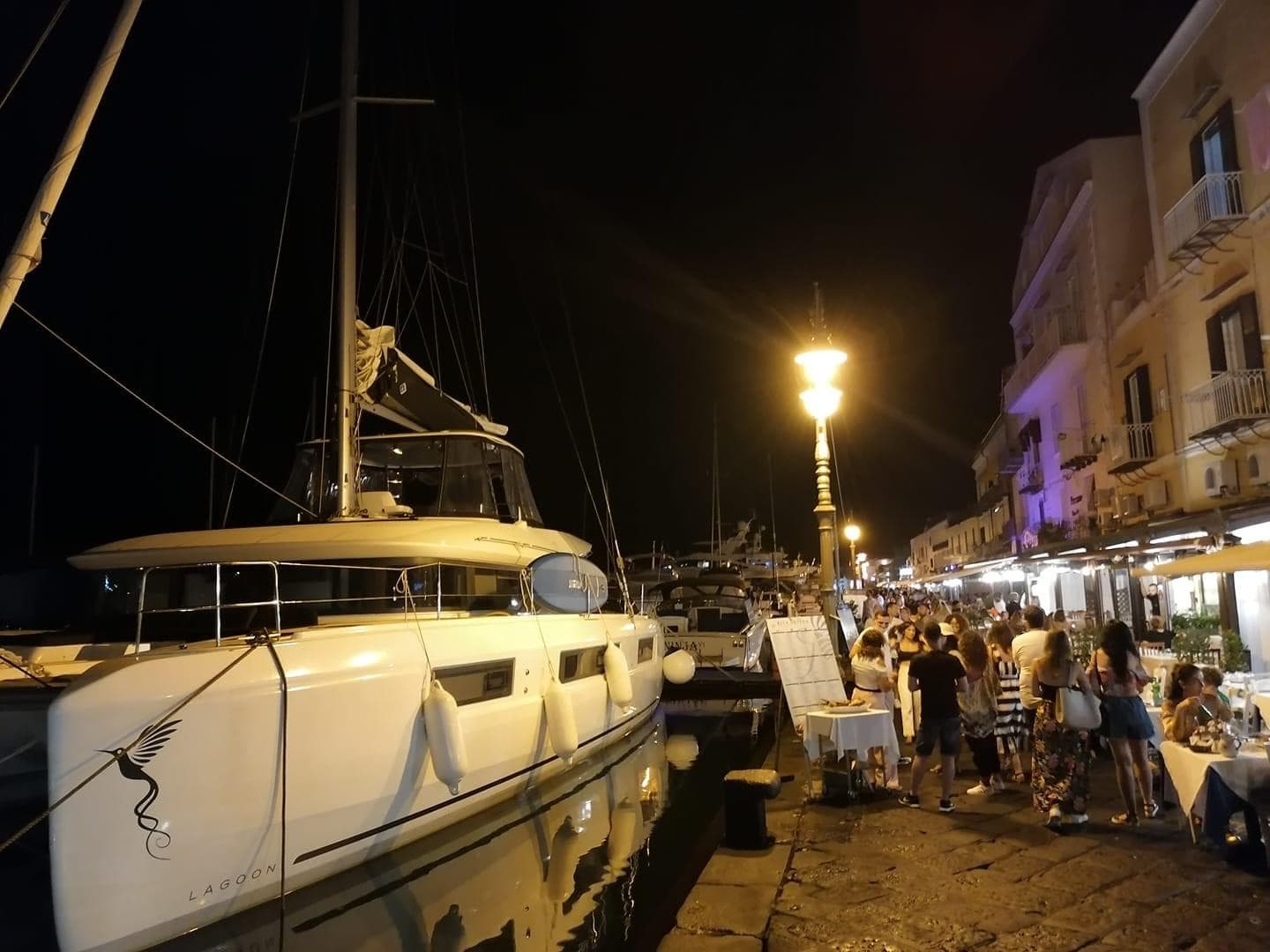 Lagoon 50 - photo 12