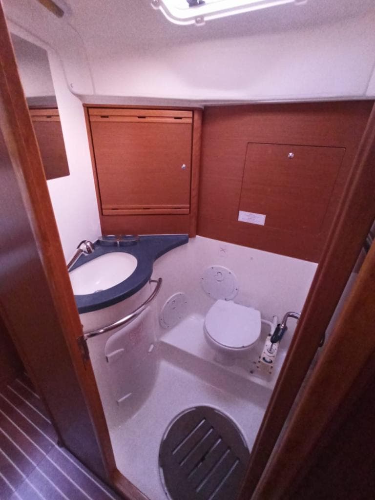 Bavaria 40 Cruiser - photo 8