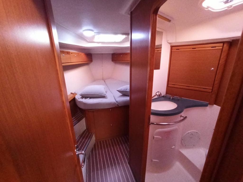 Bavaria 40 Cruiser - photo 12