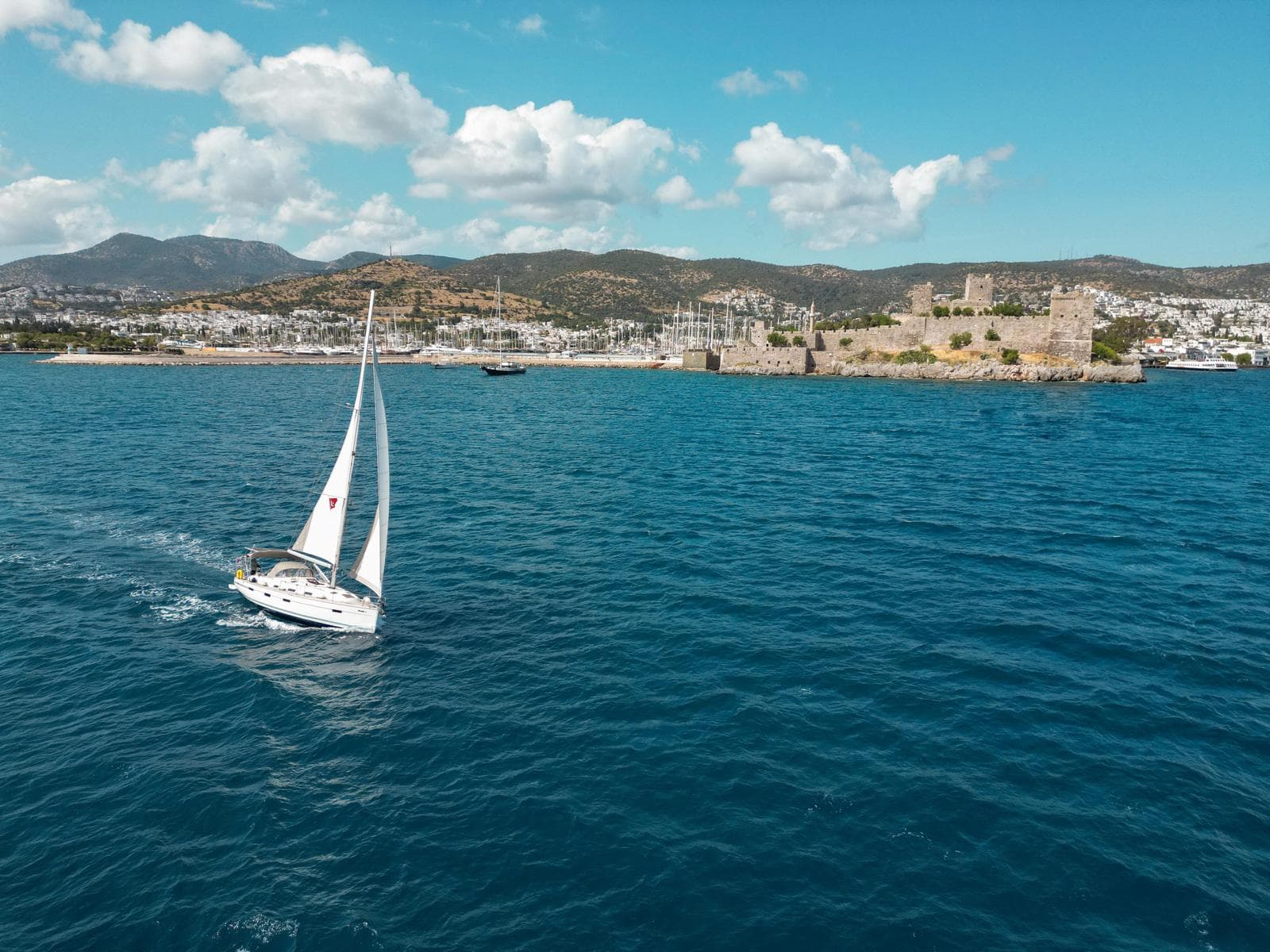 Bavaria Cruiser 40 - photo 25