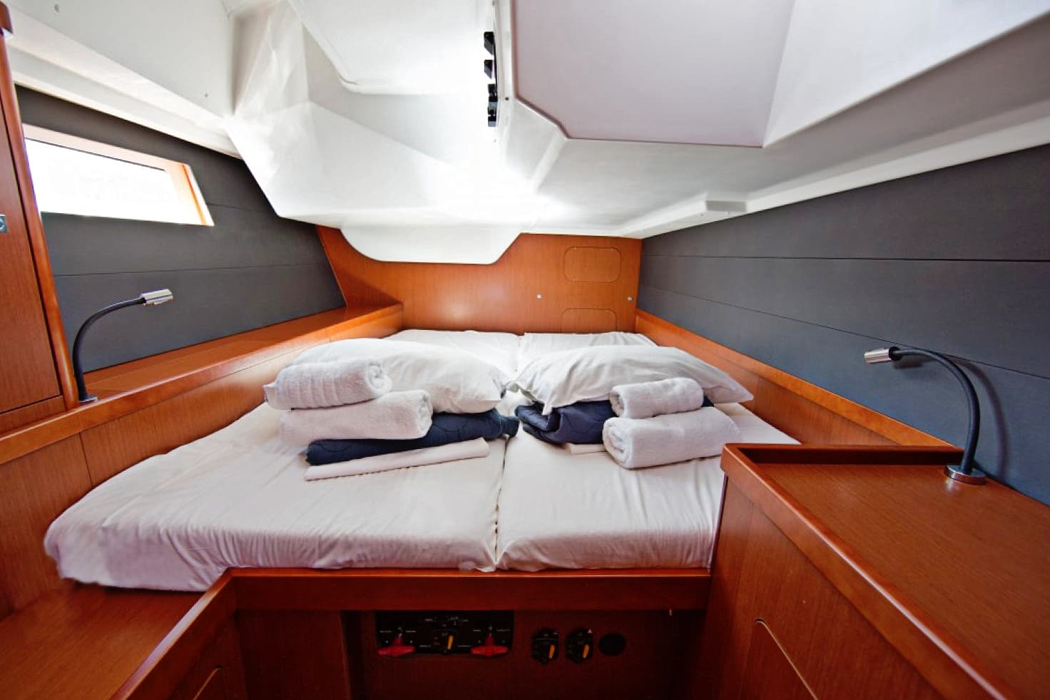 Beneteau 48 - photo 17