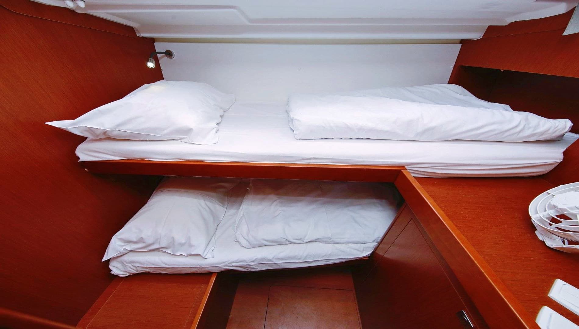 Beneteau 48 - photo 18