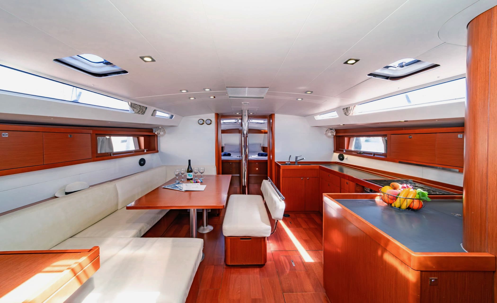 Beneteau 48 - photo 43