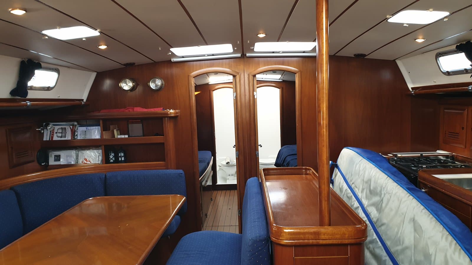 Beneteau 50 - photo 12