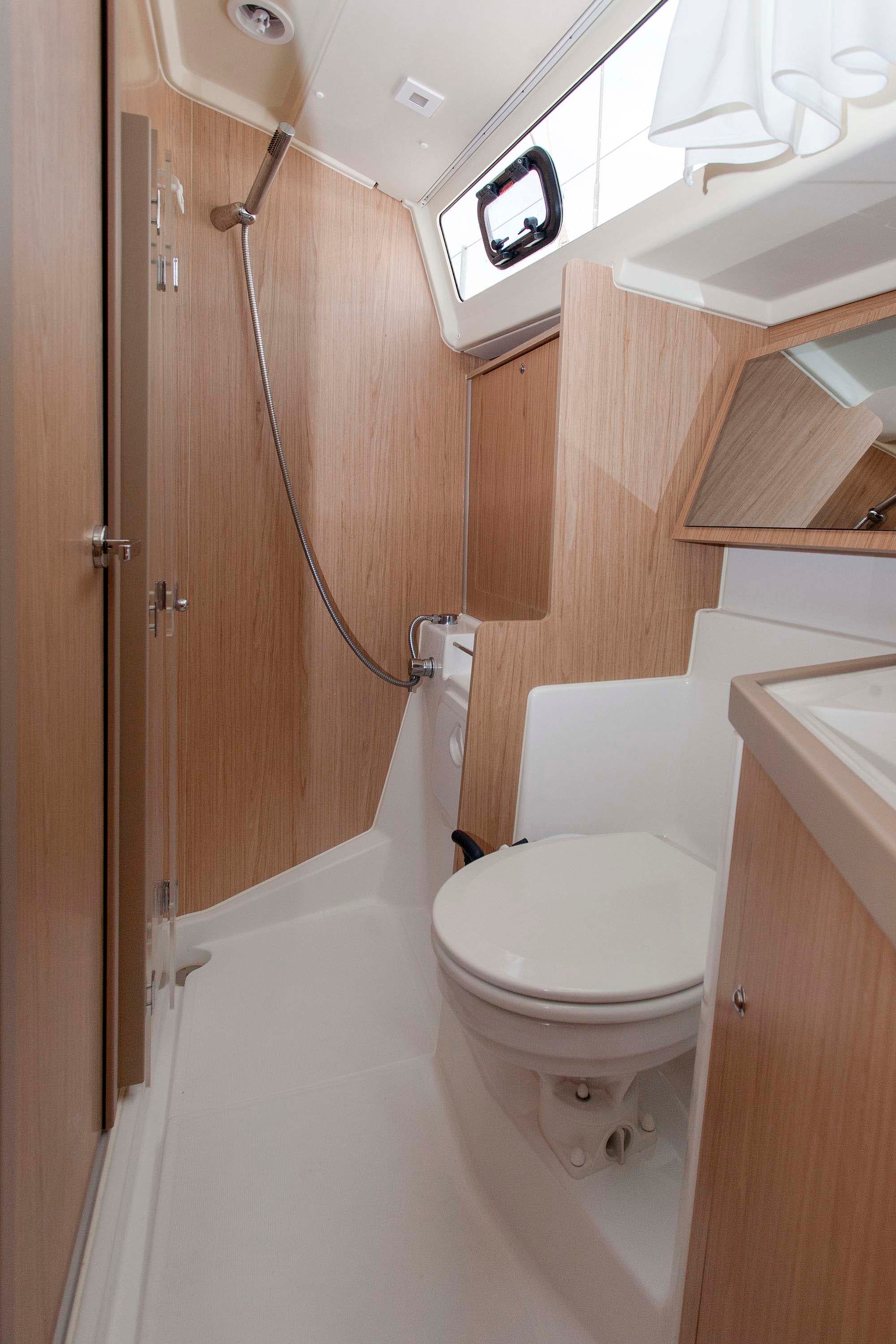 Oceanis 41.1 - photo 5