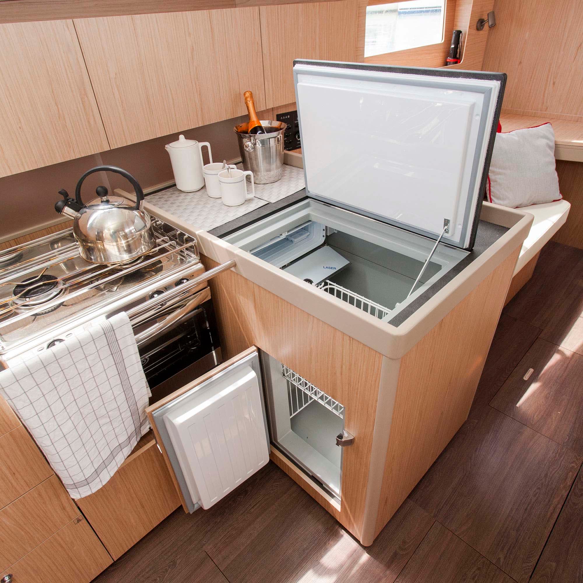 Oceanis 41.1 - photo 4