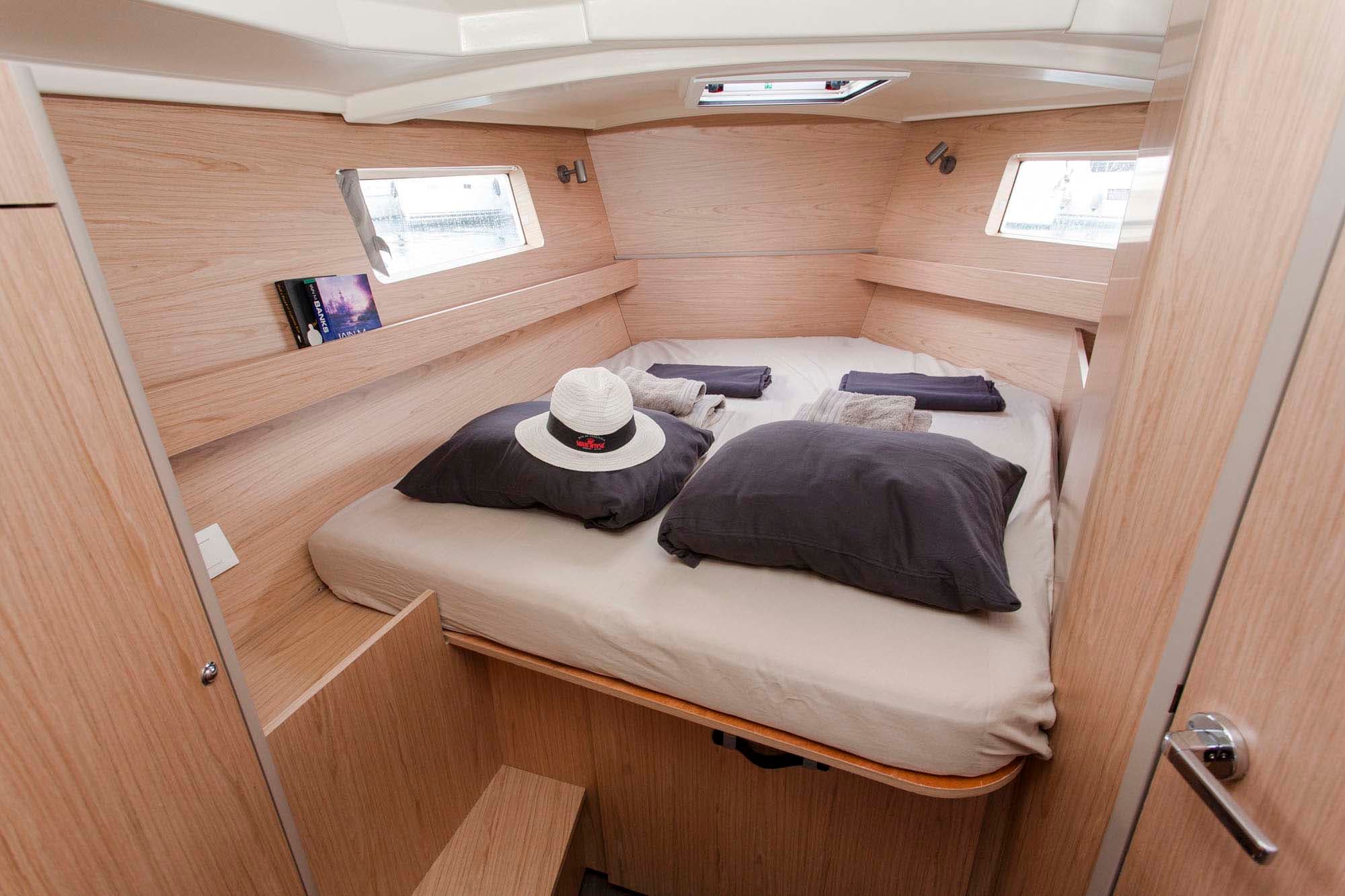 Oceanis 41.1 - photo 11