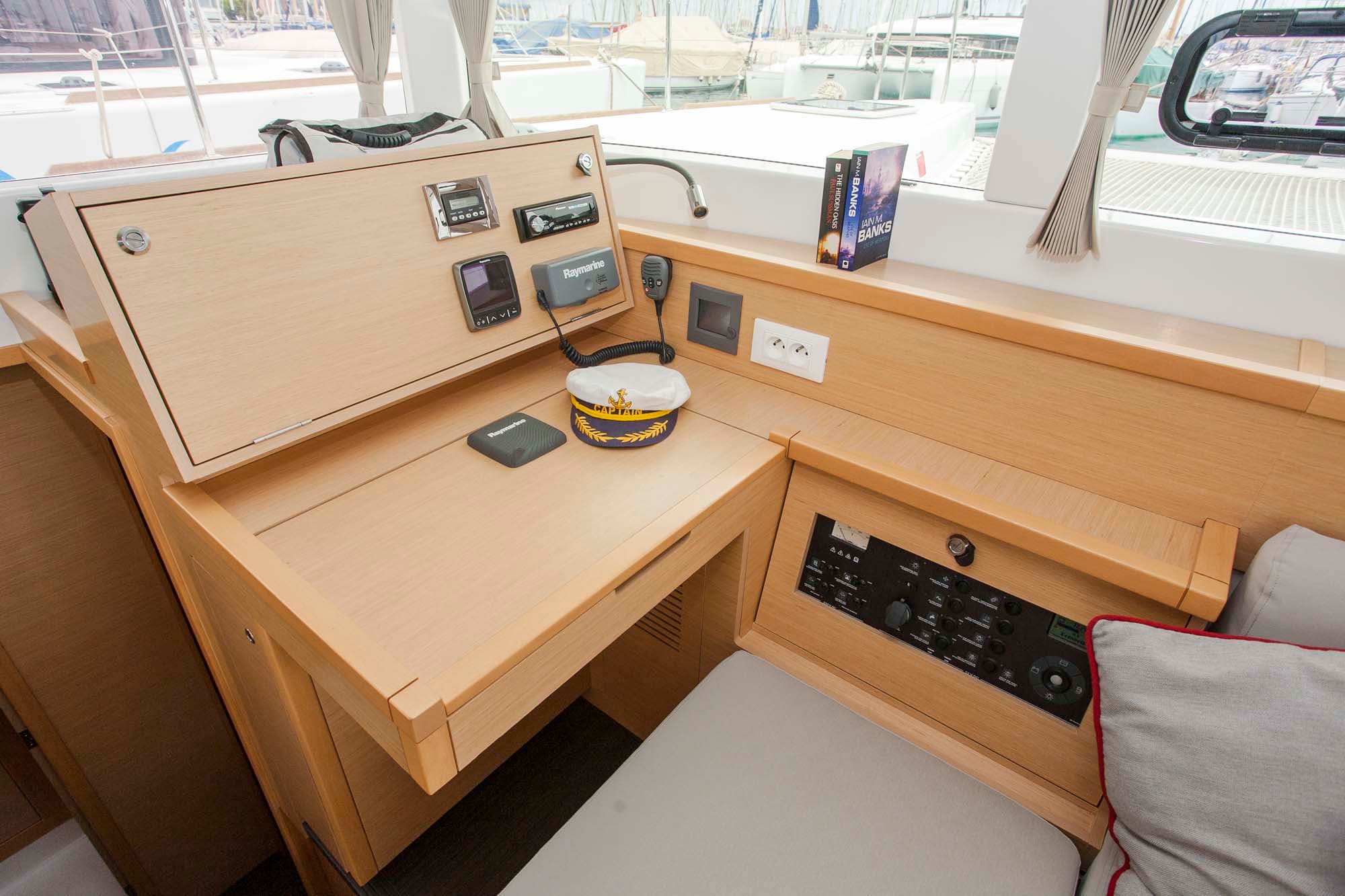 Lagoon 39 - photo 17