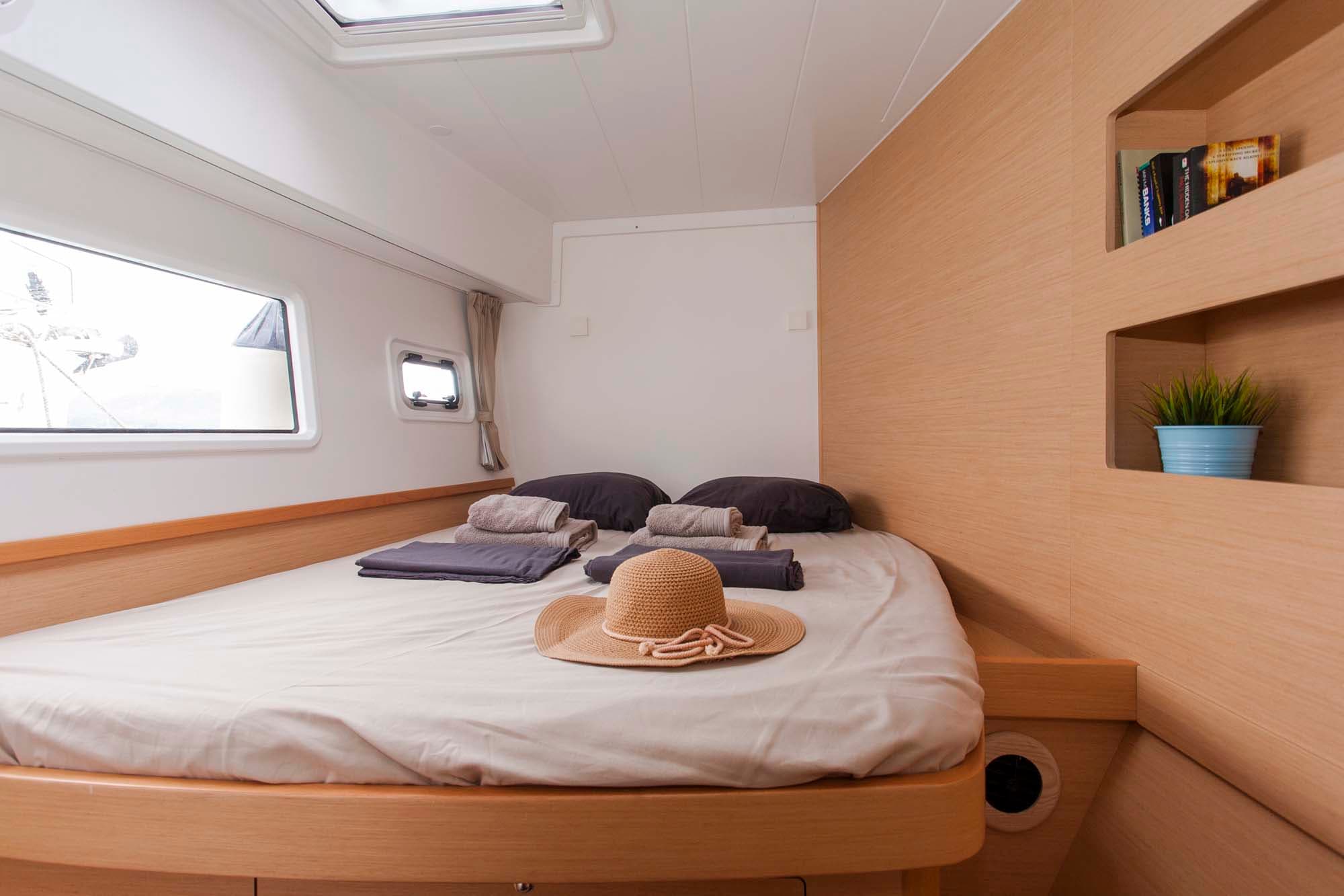 Lagoon 42 - photo 10